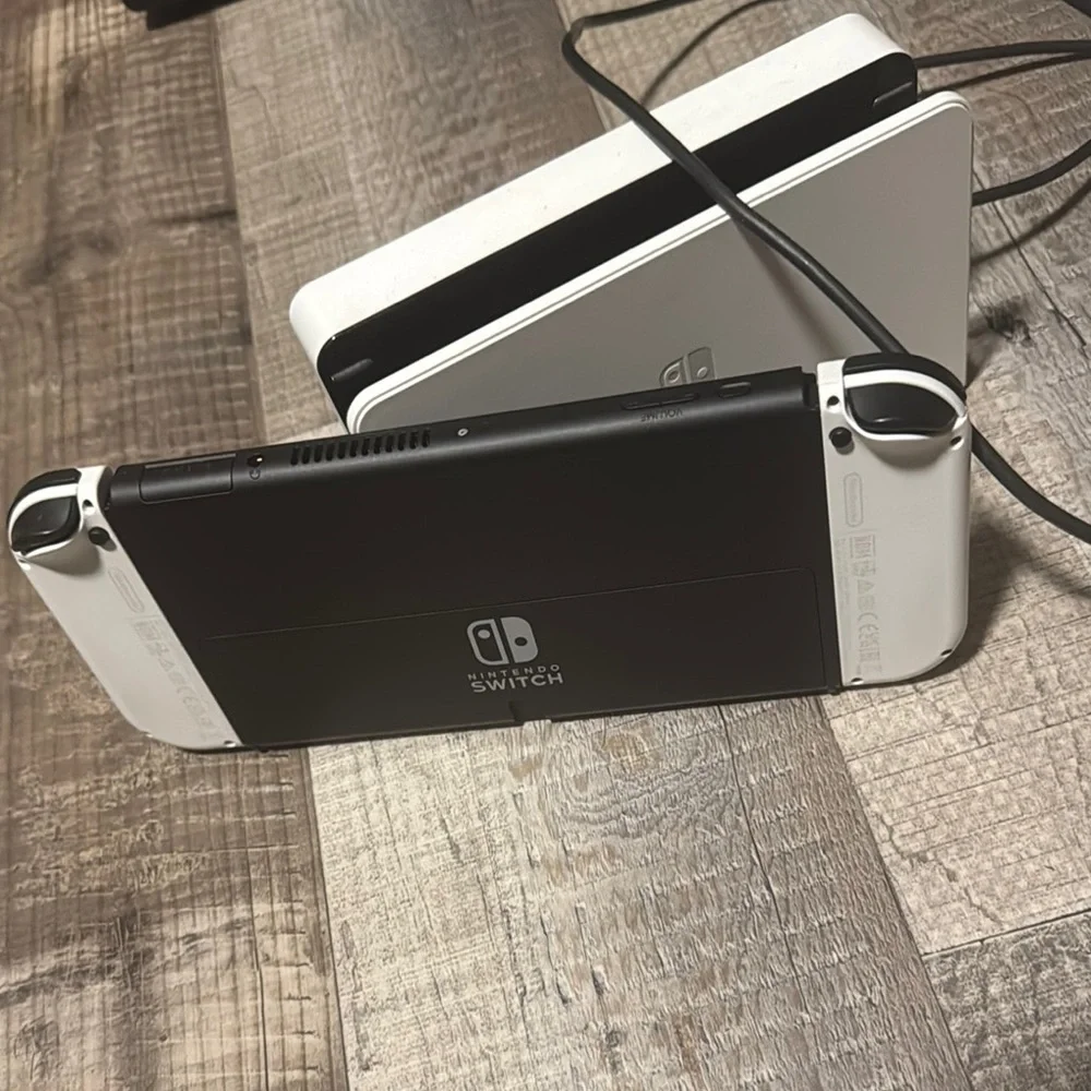 Nintendo White Console Sleek Design Versatile Play